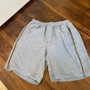 Men’s Lululemon Lined Shorts